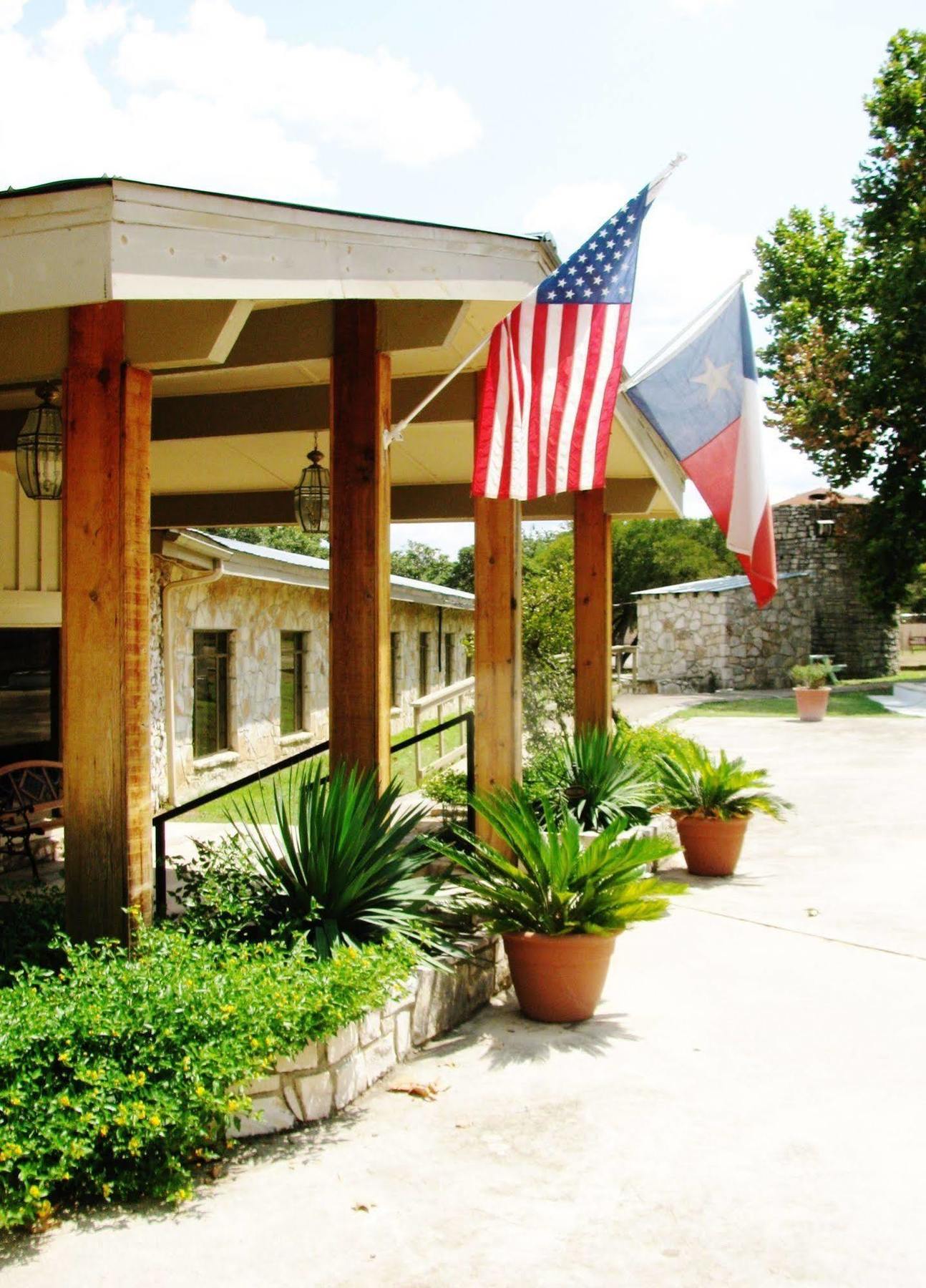 The Lodge At Cypress Falls 윔벌리 외부 사진