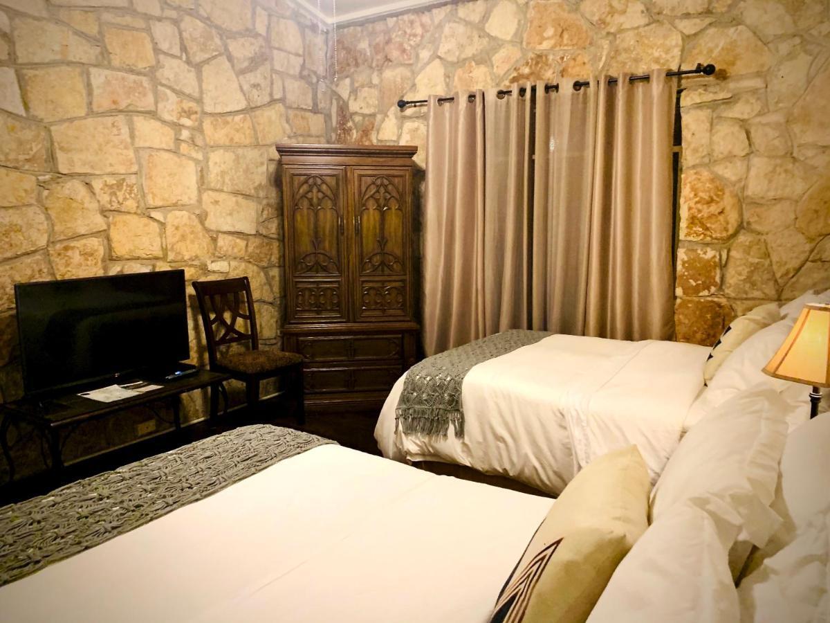 The Lodge At Cypress Falls 윔벌리 외부 사진
